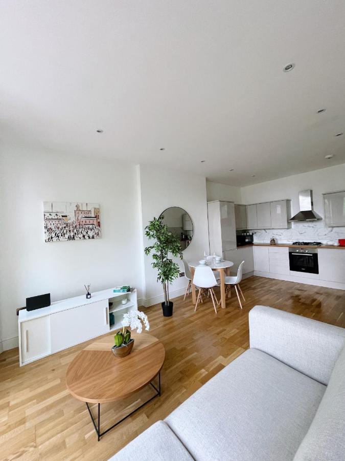 شقة Modern And Light 2 Bed Flat In Sw2 لندن المظهر الخارجي الصورة